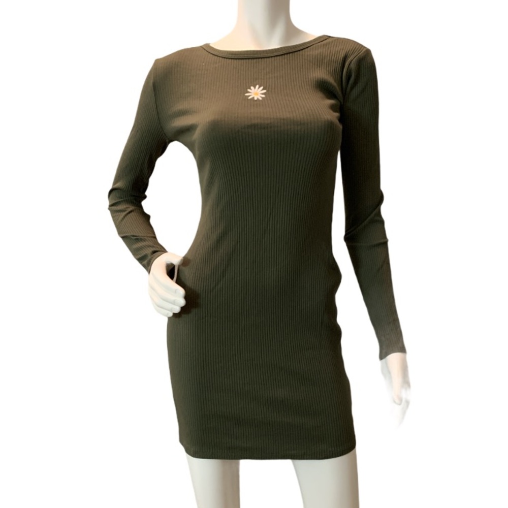 NWT long Sleeve Ribbed Dress